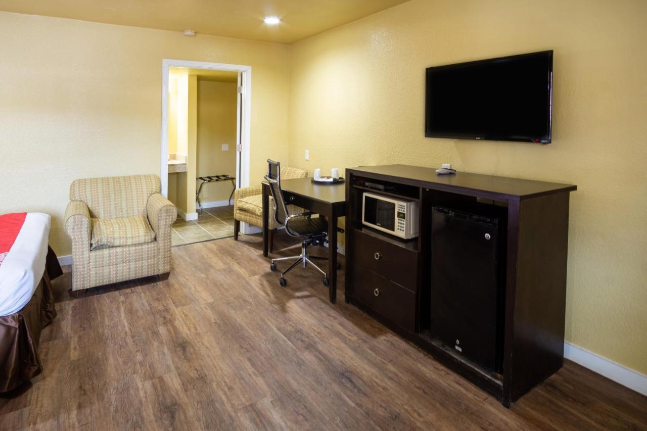 Woodridge Inn And Suites Miami Buitenkant foto