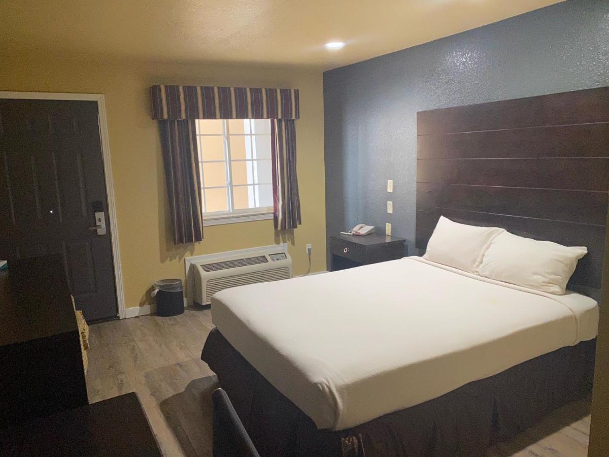 Woodridge Inn And Suites Miami Buitenkant foto